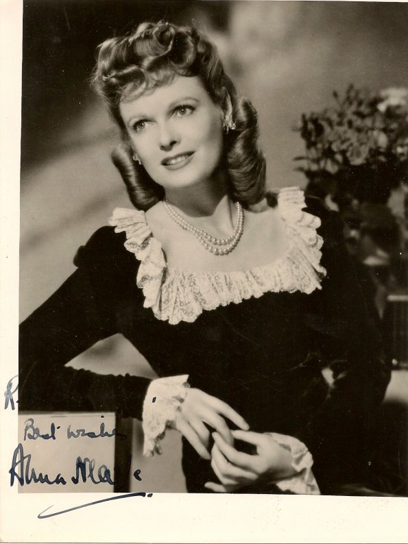 Anna-Neagle-2