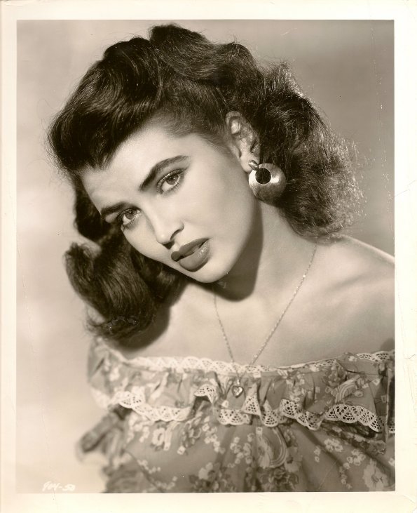 Laurette-Luez